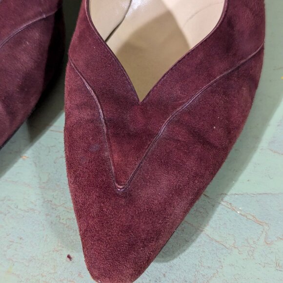 Burgundy Manolo Blahnik Kitten Heels in Suede size 38 - Sold as Is - Picture 6 of 11